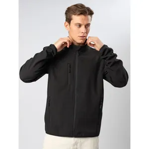 Veste Softshell Sustainable Breeze pour la randonnée, sac étanche écologique, merchandising - Product Image 3