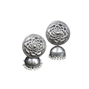 Dernier design de bijoux fantaisie à la mode, boucles d'oreilles Jhumka légères en polissage antique noir pour femmes et filles - Product Image 1
