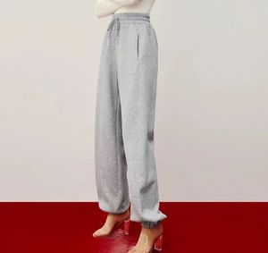 Ensembles personnalisés pour femmes, sweat-shirts à fermeture éclair 1/4, pantalons de survêtement, ensemble de survêtement - Product Image 5