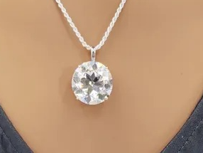 Hermoso tamaño grande 925 Sterling Sliver Moissanite diamante colgante Heard Mend - Product Image 3