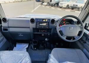 Camioneta toyota Landcruiser de calidad, camioneta a la venta con motor diésel 4x4, camioneta land cruiser 2016 - Product Image 5