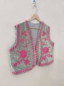 Gilet vintage en velours Suzani, broderie artisanale, style bohème chic, veste de festival pour femmes, veste Suzani, veste, cadeau pour elle - Product Image 5