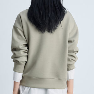 Sweat-shirt d'hiver pour femme à manches longues entièrement personnalisé en molleton 100% coton avec logo imprimé DTG personnalisé, tendance pour femmes - Product Image 6