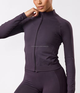 ชุดโยคะกีฬาสำหรับผู้หญิง เสื้อแจ็คเก็ตเอวสูงความยาวระดับเข่า ลายเรียบ ผ้าระบายอากาศดี โลโก้ด้านหน้า คุณภาพสูง - Product Image 3