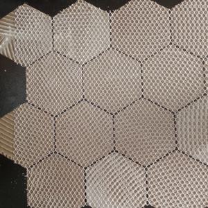 InteriorDesignerFav Hexagone 73mm fuerte y duradero MatteGold Pvd para espacios minoristas Boutique muestra escaparates 260x300mm - Product Image 4