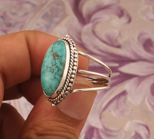 Bague Turquoise tibétaine faite à la main en argent Sterling massif 925 bague ovale à trois bandes Unique Boho bijoux cadeau d'anniversaire pour elle - Product Image 2