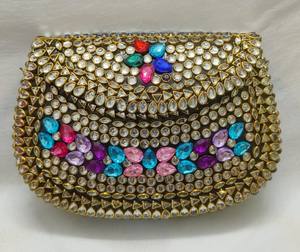 กระเป๋าคลัทช์สายสะพายโลหะงานหัตถกรรมนานาชาติงานหัตถกรรมระดับสากลทำจากผ้าซาตินมีลายและซับในกระเป๋าแฟชั่นใช้ได้ทั้ง1-1.9L - Product Image 1