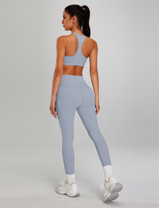 Custom Women's Yoga set Breathable Racerback Tops Ladies Sport Two Pieces Running and yoga Wear Sets Women Workout Wear - Product Image 5