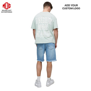 Pantalones cortos de mezclilla azul claro fuertemente triturados para hombres Ropa de calle con dobladillo crudo personalizado Jorts Summer Hip Hop Loose Fit Urban Fabricante OEM - Product Image 2