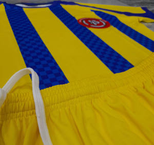 Uniformes de fútbol personalizados Camisas Pantalones cortos Calcetines Jersey de fútbol Fabricado para ropa de fútbol con personalización - Product Image 4