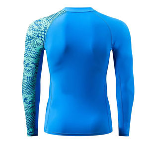 Ropa de entrenamiento Color sólido Hombres Rash Guard con manga larga Diseña tus propios protectores de compresión personalizados para hombres - Product Image 4