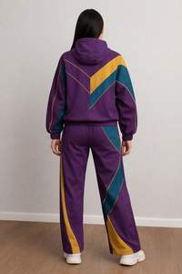 Chaqueta Cortavientos Reversible Impermeable de Moda para Mujer de Talla Grande con Material Transpirable, Cierre de Cremallera y Ajuste Regular - Product Image 5