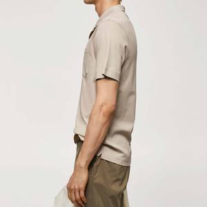 Tous les modèles OEM personnalisés de poche avant pour hommes décontractés en tissu jersey de fibre de bambou à manches courtes avec patte de boutonnage respirant et à séchage rapide - Product Image 4