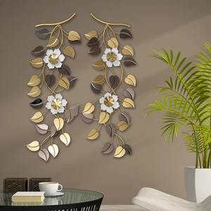 Arte de Pared de Metal con Flores Doradas, Decoración Elegante para el Hogar, Pieza Decorativa Moderna, Escultura de Pared para Sala de Estar, Dormitorio u Oficina - Product Image 5