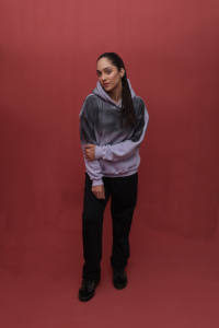 Sweat-shirts pour femmes vintage personnalisés, lourds, respirants, en tissu polaire délavé à l'acide, 100% coton, automne-hiver, à capuche, couleur noire pulvérisée - Product Image 2