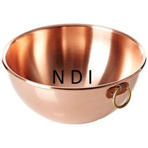 Bol de service au design unique au look royal pour les pâtes alimentaires ou les nouilles Décoration de table de dîner Bol à fruits arrondi en métal cuivré - Product Image 1