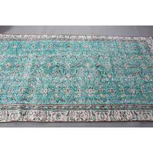 Alfombra Vintage de 4.4x7.5 pies, Alfombra Turca, Alfombra de Lana con Diseño Floral Azul - Product Image 4