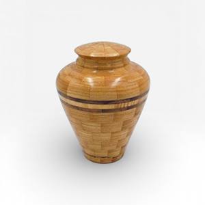 Urne funéraire classique à motif bois vertical avec finition brillante brun riche et couvercle commémoratif sécurisé - Product Image 6