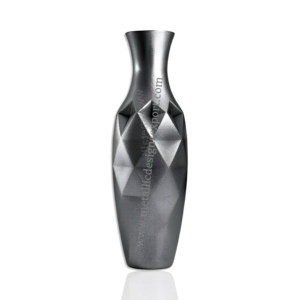 Vase à fleurs en métal métallique géométrique au design élégant contemporain pièce de décoration durable pour le bureau à domicile et les événements de mariage - Product Image 6