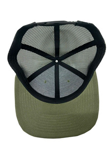 Vente en gros de casquette de camionneur classique avec logo brodé 2D personnalisé avec chapeau d'extérieur respirant à 6 panneaux en maille Fabricant OEM du Vietnam - Product Image 4