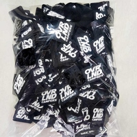 Logo de marque de chapeau de vêtements personnalisés en usine 3d Silicone Pvc caoutchouc fer sur patch étiquettes pour vêtements patchs en Pvc souple