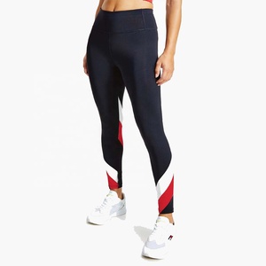 Leggings sur mesure respirants à imprimé numérique, taille haute, longueur genou, extensibles dans les quatre sens, en polyester/spandex, vente en gros - Product Image 3
