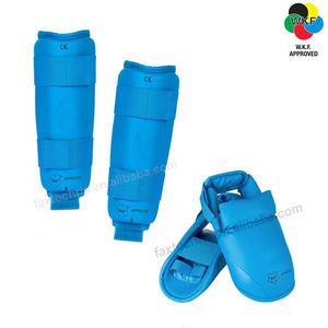 Equipo Karate Wkf Espinilleras para Adulto - Product Image 2