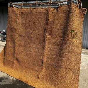 Tissu de rideau en fibre de coco durable |   Écran extérieur ventilé et matériau de construction écologique pour les projets paysagers - Product Image 1