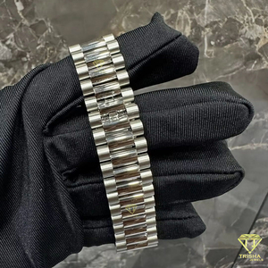 นาฬิกามอยส์ซอไนต์แบบอัตโนมัติสุดหรูสไตล์ฮิปฮอปน้ำแข็งสีดำและสีขาวเคสทรงสี่เหลี่ยมสไตล์ครึ่งตัวสายสแตนเลสการเคลื่อนไหวแบบควอทซ์ - Product Image 4