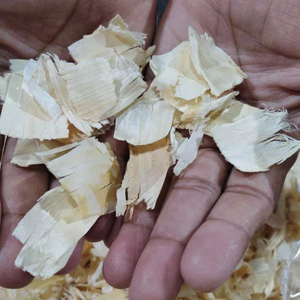 Astillas de madera de pino blanda de alta calidad de Vietnam, grandes cantidades exportadas para muebles y uso agrícola - Product Image 2