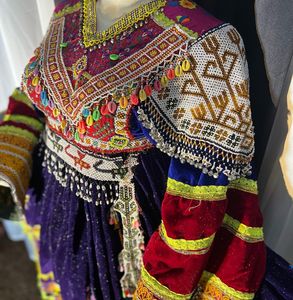 Salwar Kameez bordado tradicional afgano hecho a mano para mujer, tamaño personalizado, terciopelo y seda, algodón, fiesta, boda, oferta de 106 $ - Product Image 3