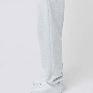 Essential Comfort Men's Loose Joggers-Tela ultrasuave, Ideal para descansar o salidas Casuales - Product Image 5