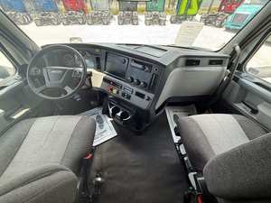 รถบรรทุก Cascadia 126 Sleeper ปี 2021 สภาพดี มือสอง - หลังคาสูง 455H เกียร์อัตโนมัติ 12 สปีด Dt12 พร้อมส่ง - Product Image 2