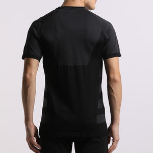 Camiseta de Manga Corta Raglán de Dos Colores Lisa Personalizada para Hombre, Camiseta de Béisbol de Manga Corta de Algodón al por Mayor - Product Image 4