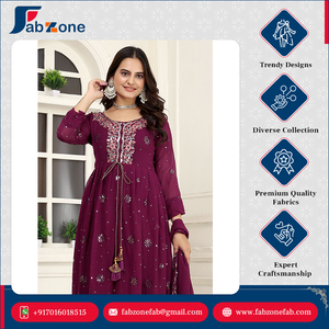 Magnifiquement Design Full Sleeve Faux Georgette Anarkali Gown avec quatre côtés moins de bordure Broderie Travail Dupatta pour les femmes - Product Image 3