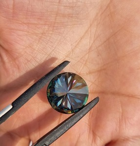 เพชรโมอิสเจียระไนทรงกลมสีฟ้า14กะรัตพบกับเพชรที่สวยงามทำด้วยมือเครื่องประดับแฟชั่นสำหรับผู้หญิงจี้เพชรอื่นๆ - Product Image 2