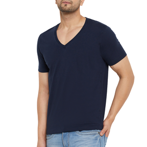 Chemise à col en V pour homme-Design moderne, léger et élégant, idéal pour les temps chauds, offre un look polyvalent, idéal pour les achats en gros - Product Image 3