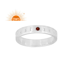 Anillo de Plata de Ley Fina Hecho a Mano en India con Piedra Preciosa de Granate Natural, Fabricante de Joyería Personalizada - Product Image 1