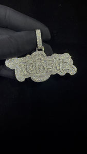 Pendentif en argent plaqué moissanite personnalisé de qualité supérieure avec des bijoux sertis de pierres brillantes pour un style de rue, une mode de rappeur - Product Image 3