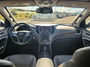 2017 hyunda Santa Fe SE - Product Image 6