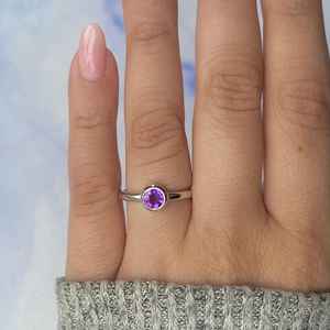 Vente en gros de bijoux en argent sterling 925 en vrac Bijoux fins pour femmes Bague en améthyste naturelle Bague éternité Vermeil - Product Image 6