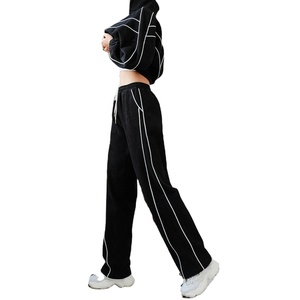 ชุดวอร์มแฟชั่นใหม่สำหรับทุกเพศ อุ่นสบายด้วยผ้าฟลีซซับใน 100% ผ้าฝ้าย ป้องกันลมหนาว ดีไซน์ 2-in-1 ปรับแต่งได้ ราคาขายส่ง ปี 2026 - Product Image 6