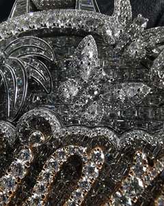 Collar con colgante de diamante de moissanita hecho a medida con corte redondo y diseño brillante para joyería nupcial de moda - Product Image 4