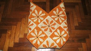 Bolso Tote Casual de Rafia Tejida a Mano en Madagascar, con Dos Asas, Multicolor, Forro de Cuero y Algodón, Cierre Abierto - Product Image 2
