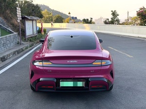 Xiao Mi SU7, berlina elettrica intelligente, autonomia 700 km, ricarica rapida, 5 posti, 200-250 kW, guida a sinistra. - Product Image 2