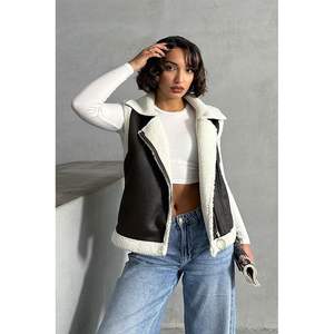 Chaleco de Mujer con Cuello de Gamuza y Forro de Piel, Producto al por Mayor - Product Image 5