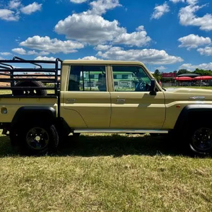 2024/2023 usado para la camioneta Toyota LandCruisers 4x4 a la venta coches usados de la línea de la serie 70 - Product Image 1