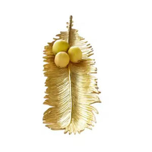 Plato para servir postre pulido de cobre de calidad superior Plato para servir comida con forma de hoja de diseño único para proveedores mayoristas - Product Image 3