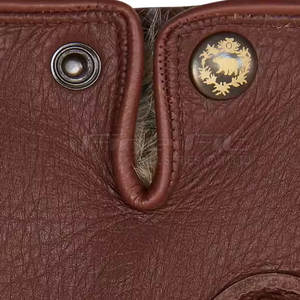 Guantes de piel de vaca duraderos con logotipo personalizado con diseño antideslizante para pantalla táctil, aptos para uso informal y laboral, fabricados en Pakistán - Product Image 6