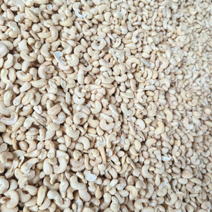 Factory Price <b>Nuts</b> Kernels SANTIGO <b>Cashew</b> W180 W240 W320 <b>Cashew</b> <b>Nuts</b> Wholesale - Product Image 1